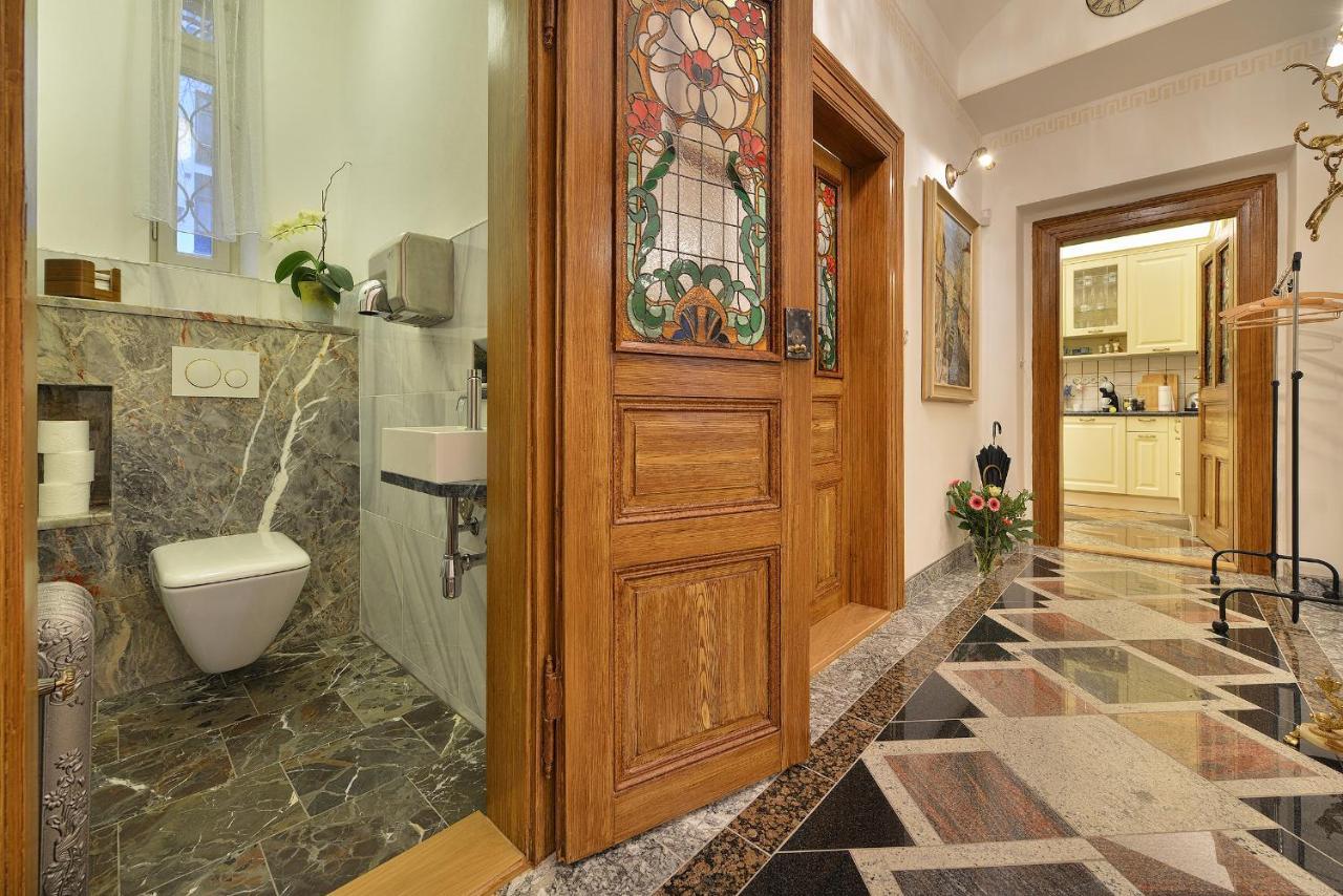 פראג Apartman Dalia Janackovo Nabrezi מראה חיצוני תמונה