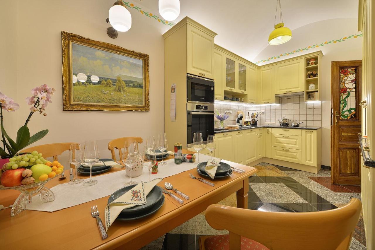 פראג Apartman Dalia Janackovo Nabrezi מראה חיצוני תמונה