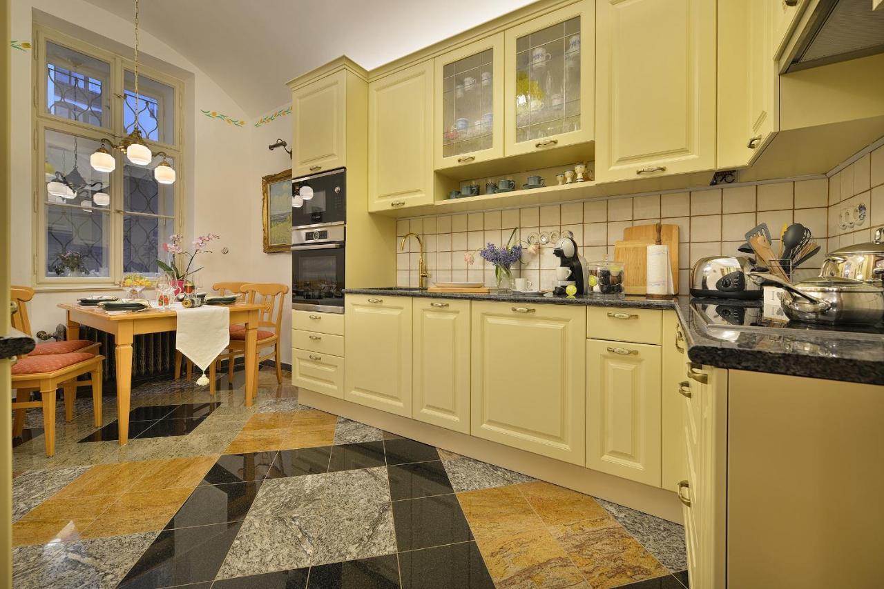 פראג Apartman Dalia Janackovo Nabrezi מראה חיצוני תמונה