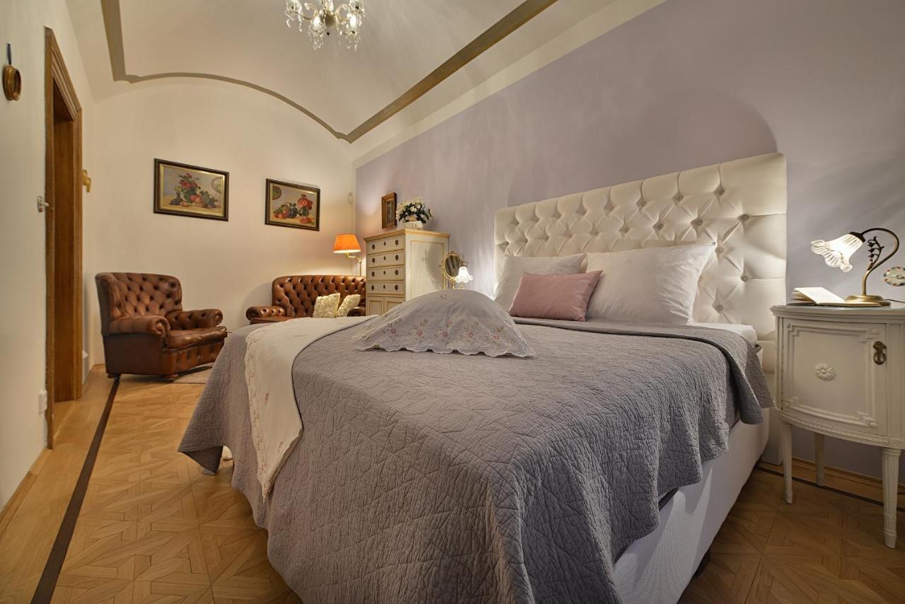 פראג Apartman Dalia Janackovo Nabrezi מראה חיצוני תמונה