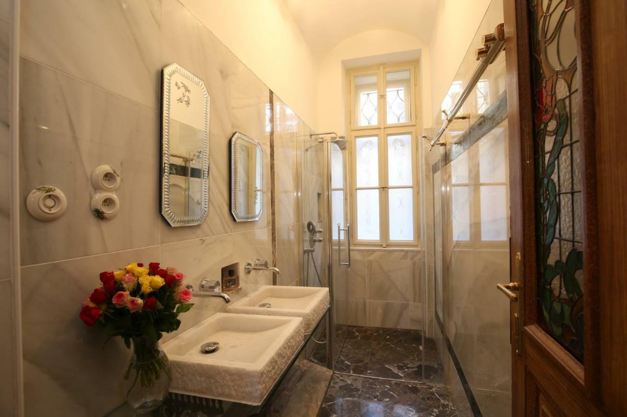 פראג Apartman Dalia Janackovo Nabrezi מראה חיצוני תמונה